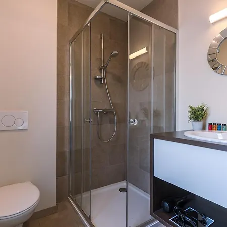 Enjoy Your Stay In 'Lentini' - A Newly Built, Luminous And Luxurious Duplex In The Heart Of Ostende Daire *